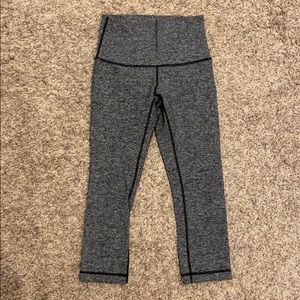 Lululemon High Waist Wunder Under Crop